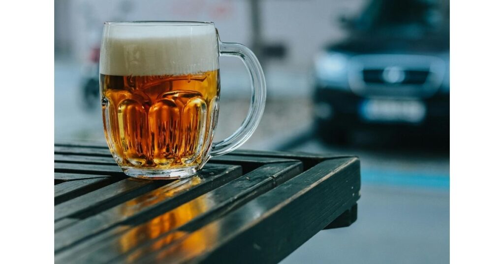 Alcohol and Belly Fat in Men Over 35: Causes, Risks & How to Lose It alcohol and belly fat in men over 35